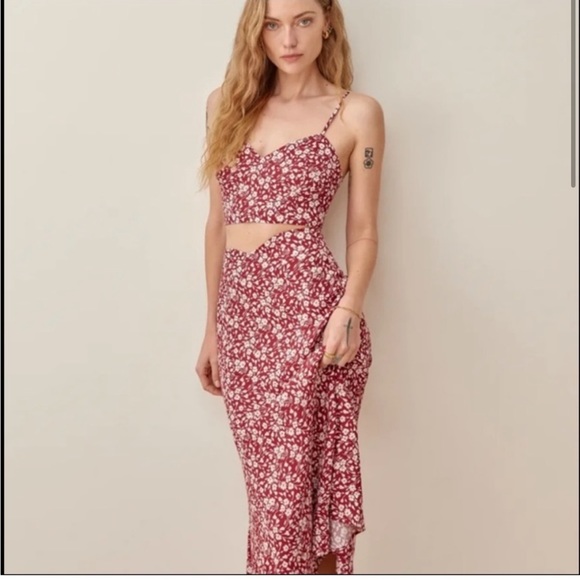 Reformation Ursula Two Piece - Picture 2 of 13